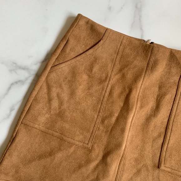 NEW Superdown Layla faux suede mini skirt Small - Picture 6 of 9